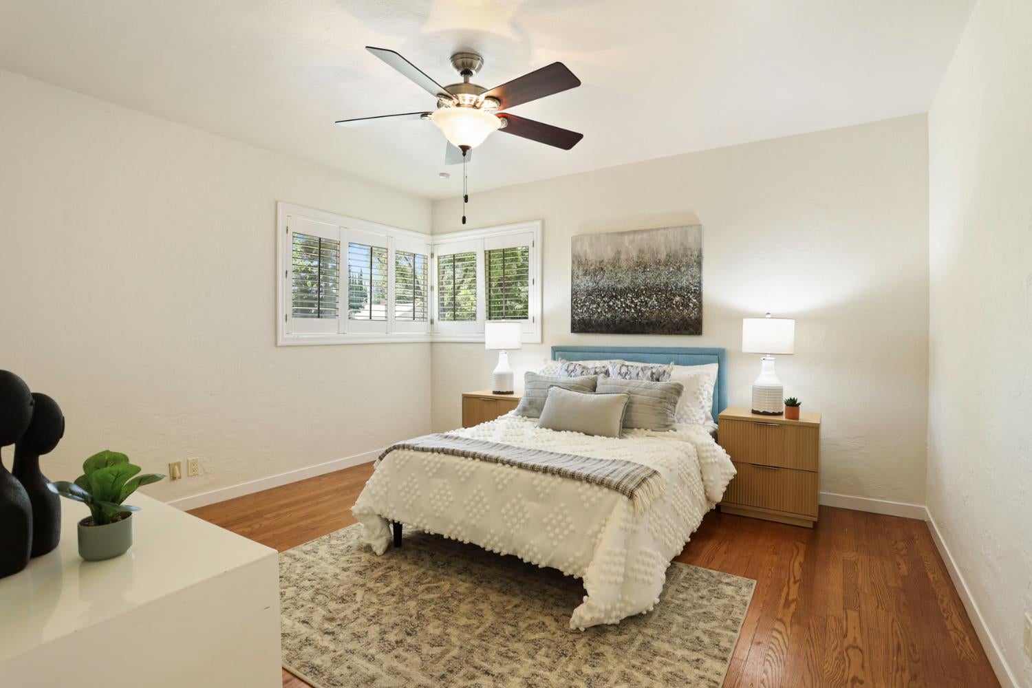 Modesto, California, 95350, United States, 4 Bedrooms Bedrooms, ,3 BathroomsBathrooms,Residential,Active,1877804