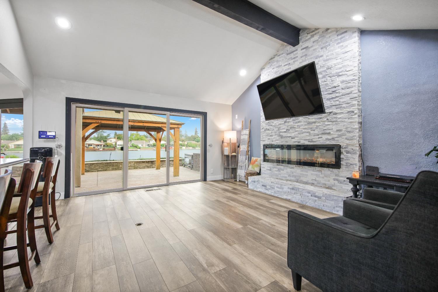 Stockton, California, 95219, United States, 4 Bedrooms Bedrooms, ,5 BathroomsBathrooms,Residential,Active,1970940