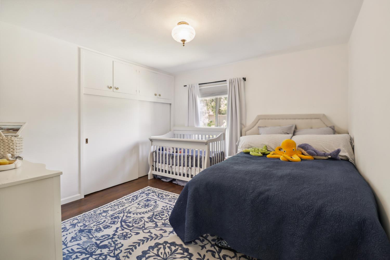 Carmichael, California, 95608, United States, 4 Bedrooms Bedrooms, ,3 BathroomsBathrooms,Residential,Active,1904149