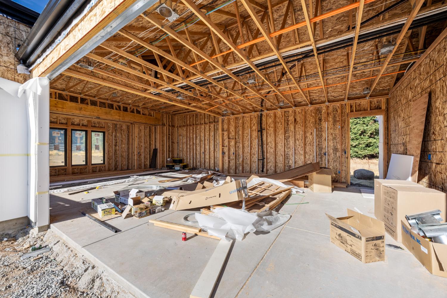 Loomis, California, 95650, United States, 4 Bedrooms Bedrooms, ,5 BathroomsBathrooms,Residential,Active,1893259