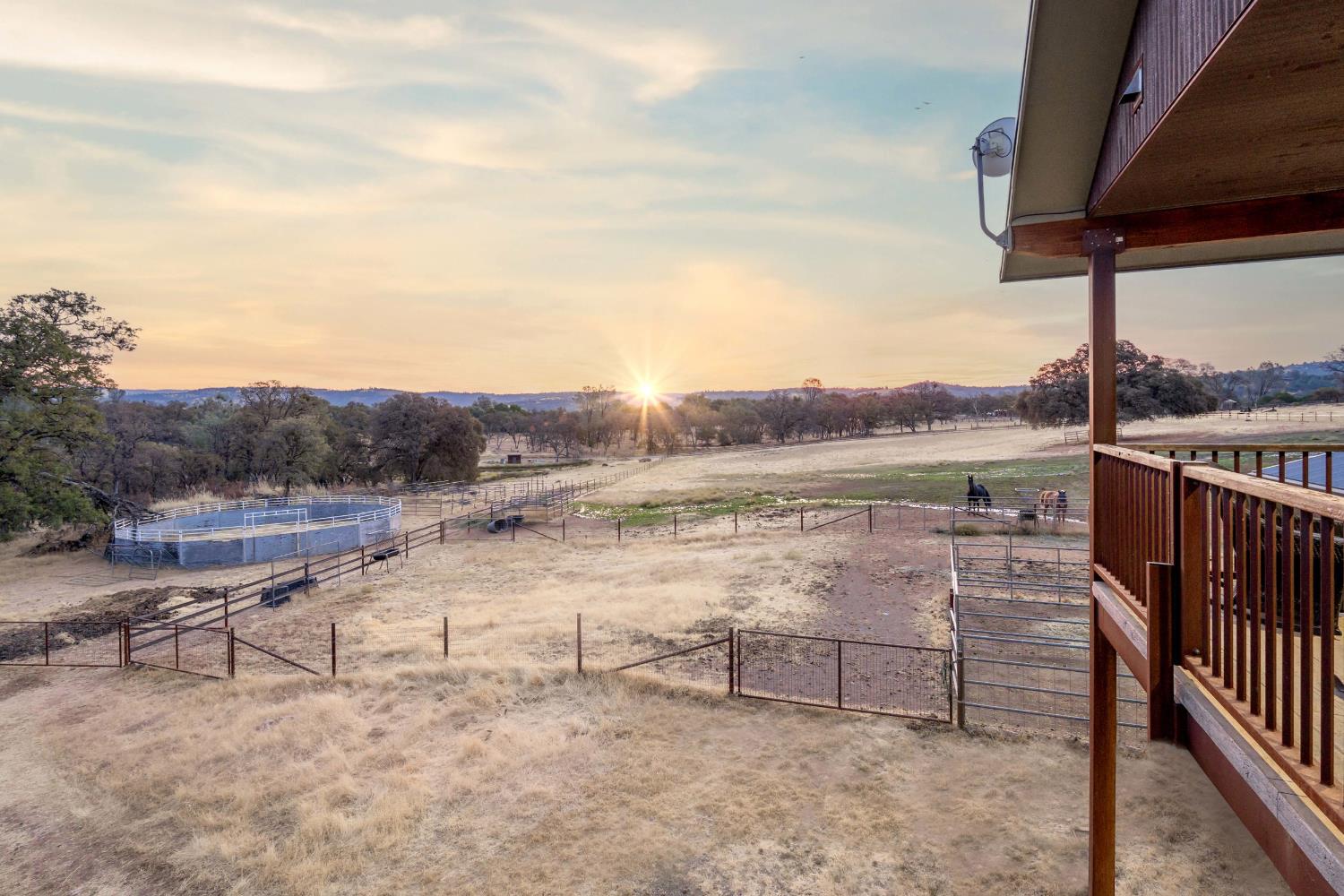 Smartsville, California, 95977, United States, 1 Bedroom Bedrooms, ,3 BathroomsBathrooms,Residential,Active,1952299