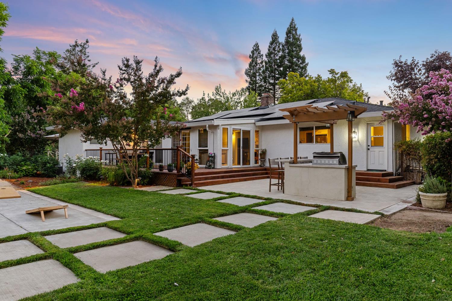 Loomis, California, 95650, United States, 3 Bedrooms Bedrooms, ,2 BathroomsBathrooms,Residential,Pending,1922290