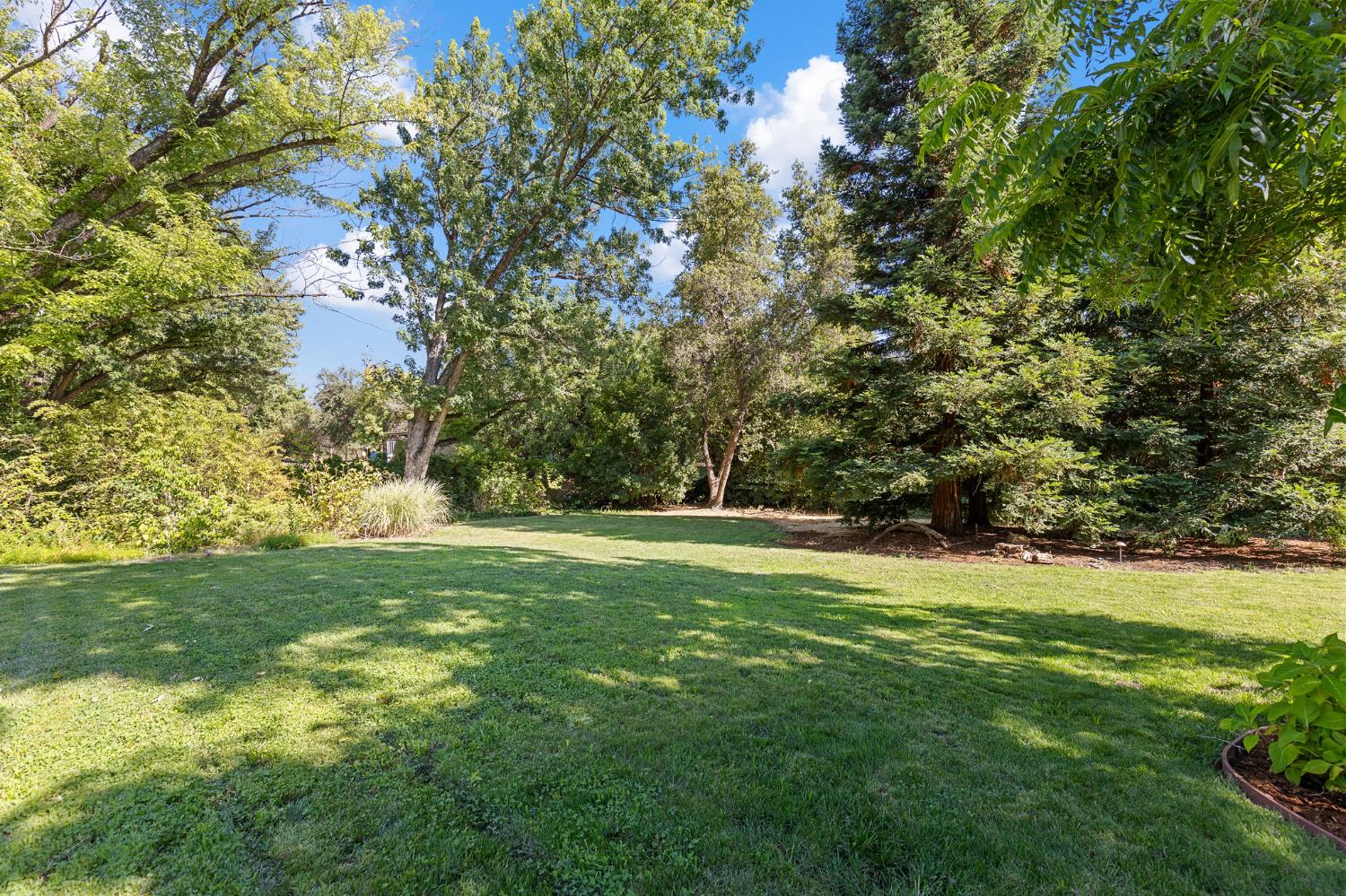 Loomis, California, 95650, United States, 3 Bedrooms Bedrooms, ,2 BathroomsBathrooms,Residential,Pending,1922290