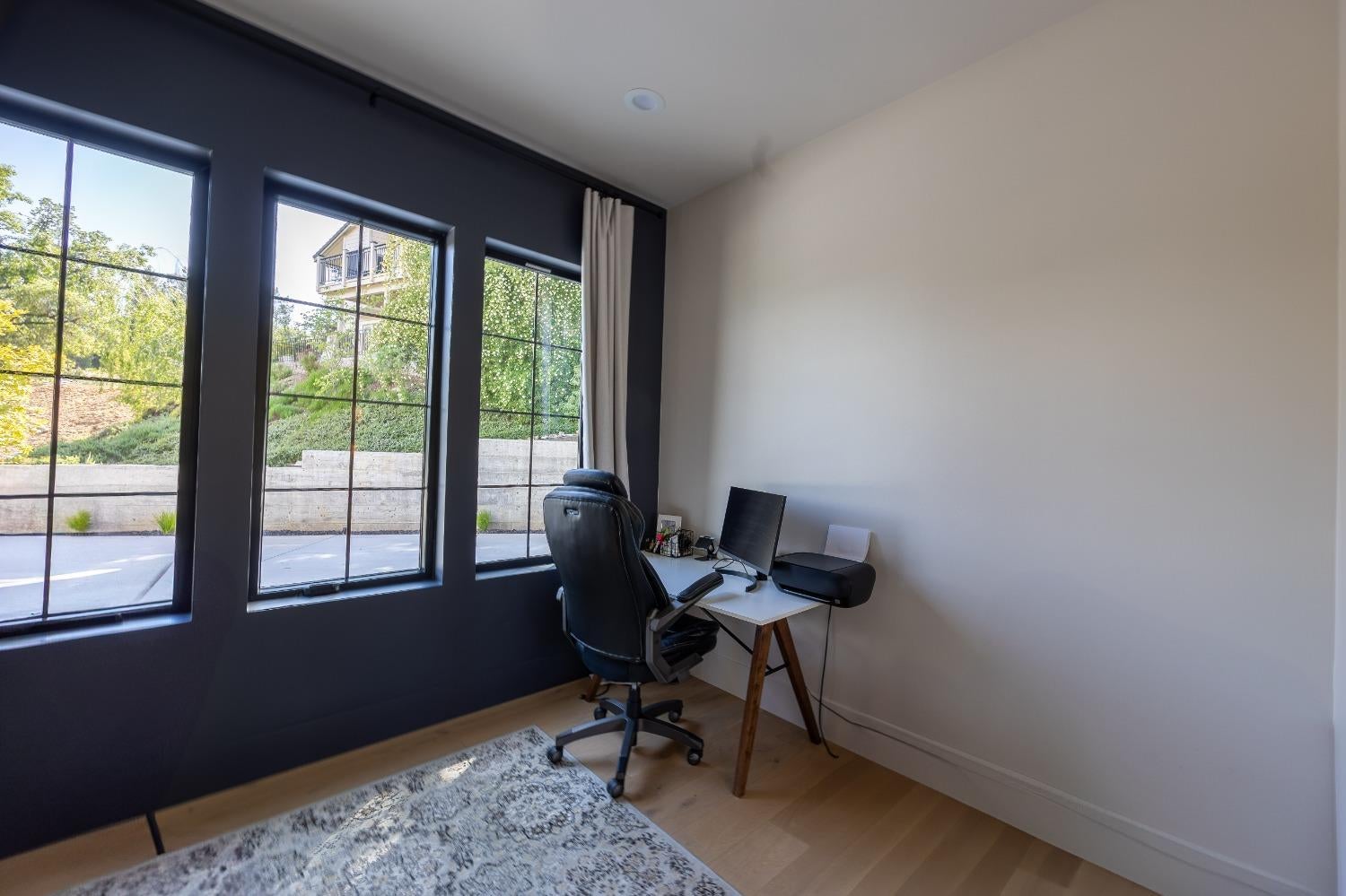 Auburn, California, 95603, United States, 4 Bedrooms Bedrooms, ,4 BathroomsBathrooms,Residential,Active,2017471