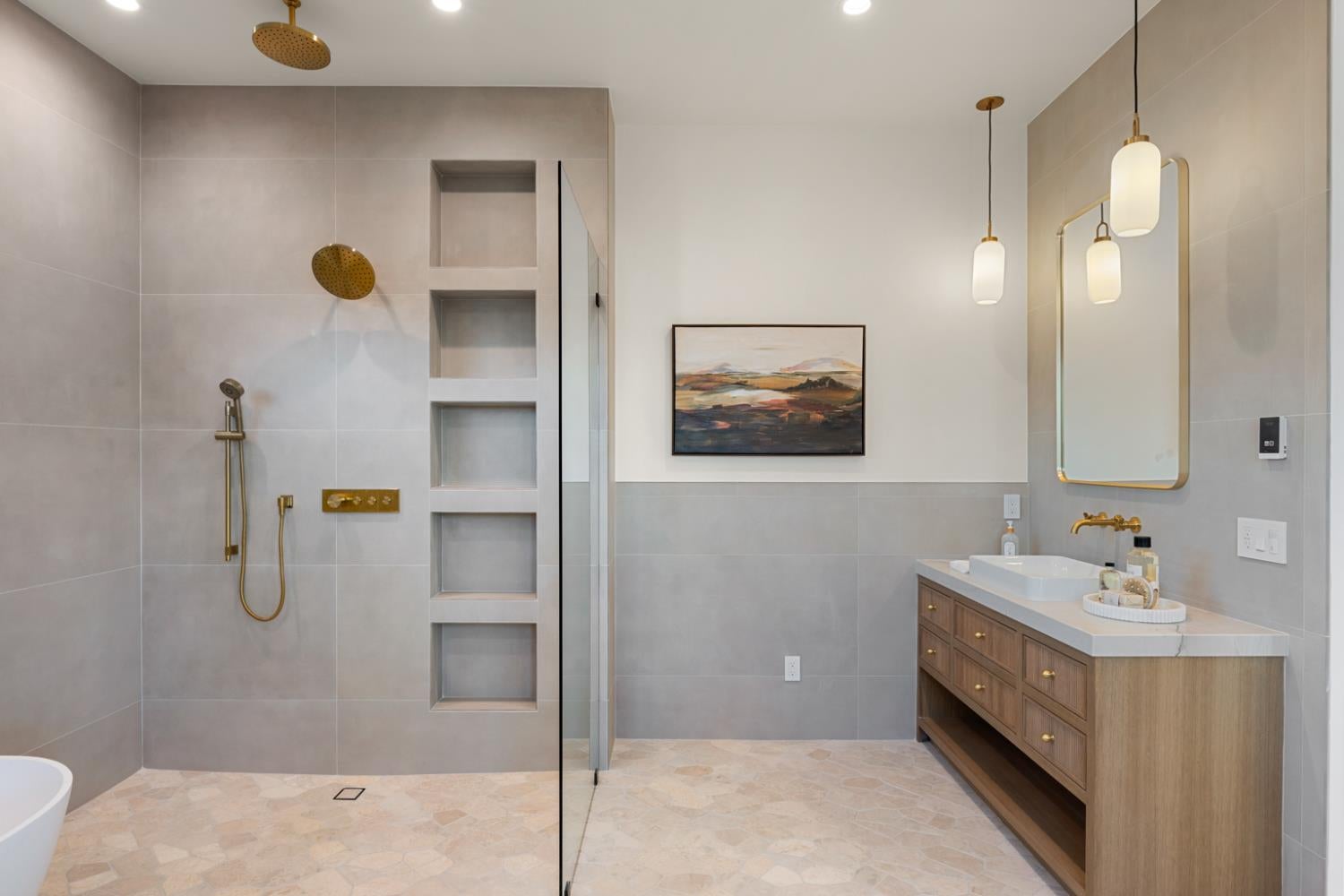 Loomis, California, 95650, United States, 4 Bedrooms Bedrooms, ,5 BathroomsBathrooms,Residential,Active,1893259