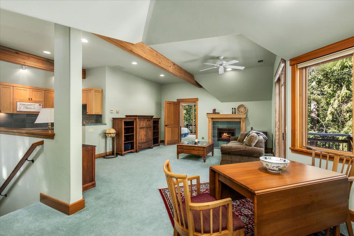 Nevada City, California, 95959, United States, 3 Bedrooms Bedrooms, ,4 BathroomsBathrooms,Residential,Active,1886804