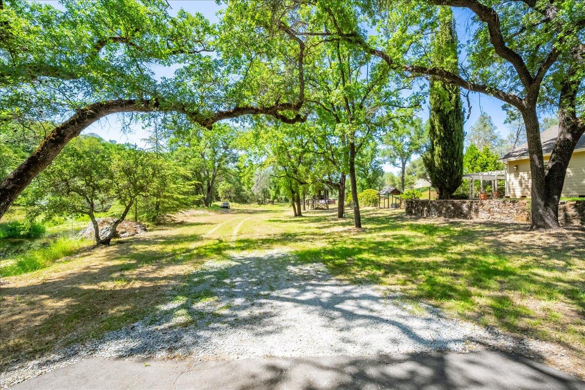 Shingle Springs, California, 95682, United States, 3 Bedrooms Bedrooms, ,3 BathroomsBathrooms,Residential,Active,1823945