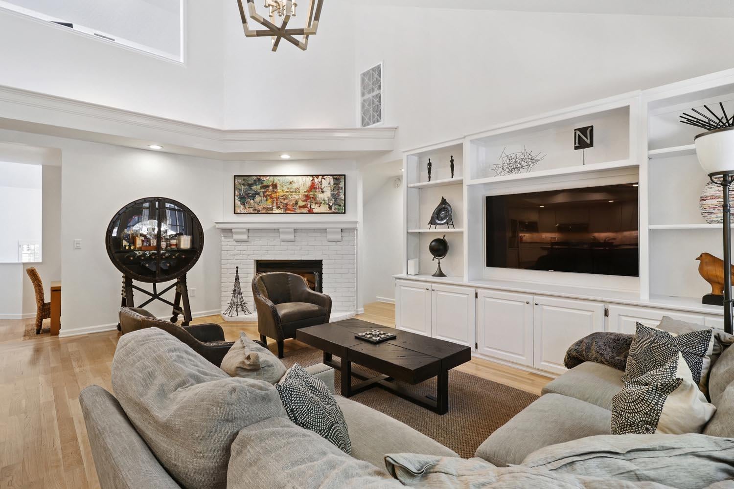 Carmichael, California, 95608, United States, 4 Bedrooms Bedrooms, ,3 BathroomsBathrooms,Residential,Active,2007341