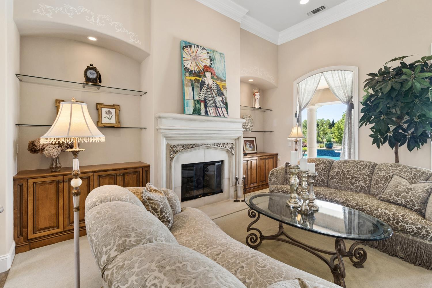 Sacramento, California, 95830, United States, 4 Bedrooms Bedrooms, ,4 BathroomsBathrooms,Residential,Active,2045041