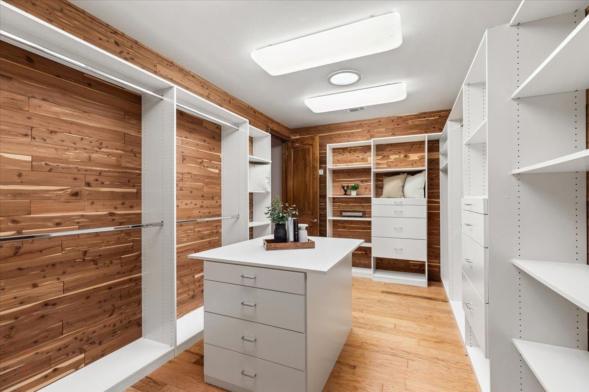 Ripon, California, 95366, United States, 3 Bedrooms Bedrooms, ,5 BathroomsBathrooms,Residential,Active,1808206