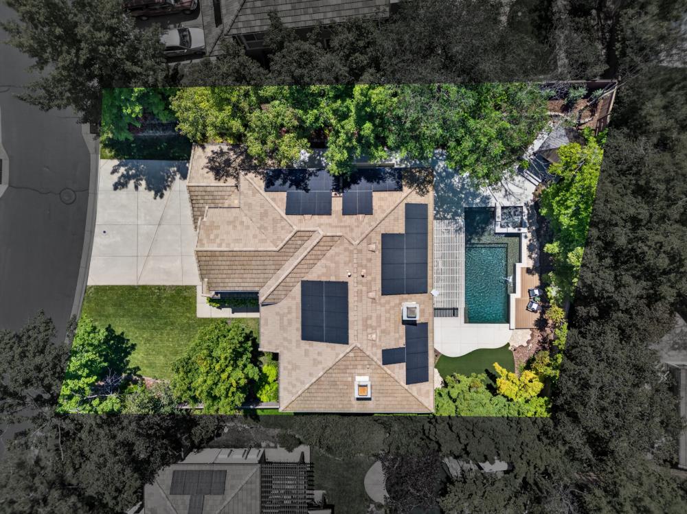 El Dorado Hills, California, 95762, United States, 5 Bedrooms Bedrooms, ,3 BathroomsBathrooms,Residential,Pending,2045616