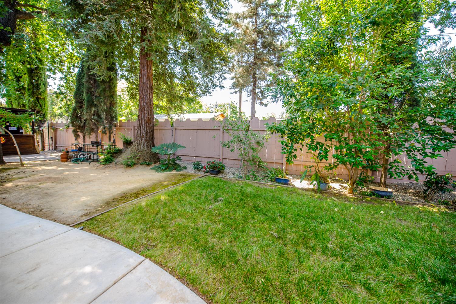 Woodland, California, 95695, United States, 5 Bedrooms Bedrooms, ,4 BathroomsBathrooms,Residential,Active,1843839