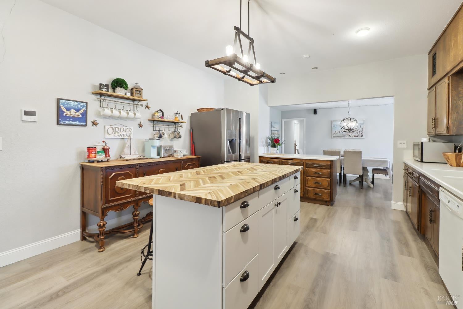 Winters, California, 95694, United States, 3 Bedrooms Bedrooms, ,2 BathroomsBathrooms,Residential,Active,1972159