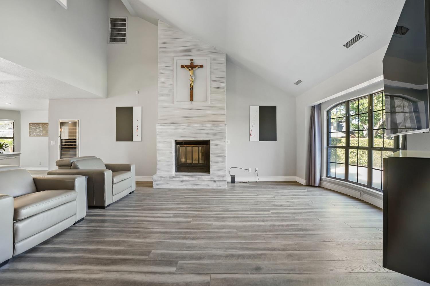 Modesto, California, 95356, United States, 4 Bedrooms Bedrooms, ,4 BathroomsBathrooms,Residential,Active,1929420