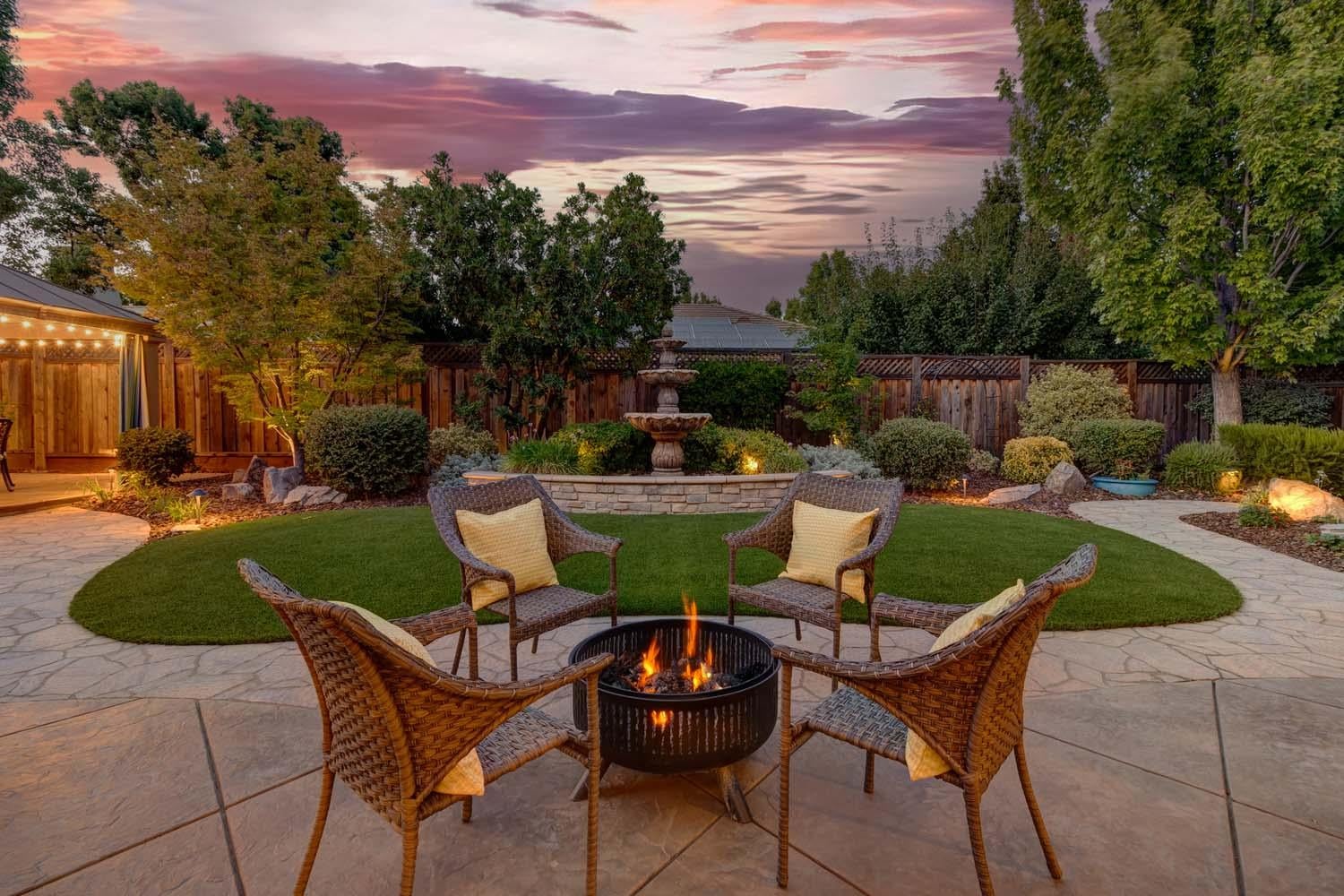 West Sacramento, California, 95605, United States, 4 Bedrooms Bedrooms, ,3 BathroomsBathrooms,Residential,Active,1929784