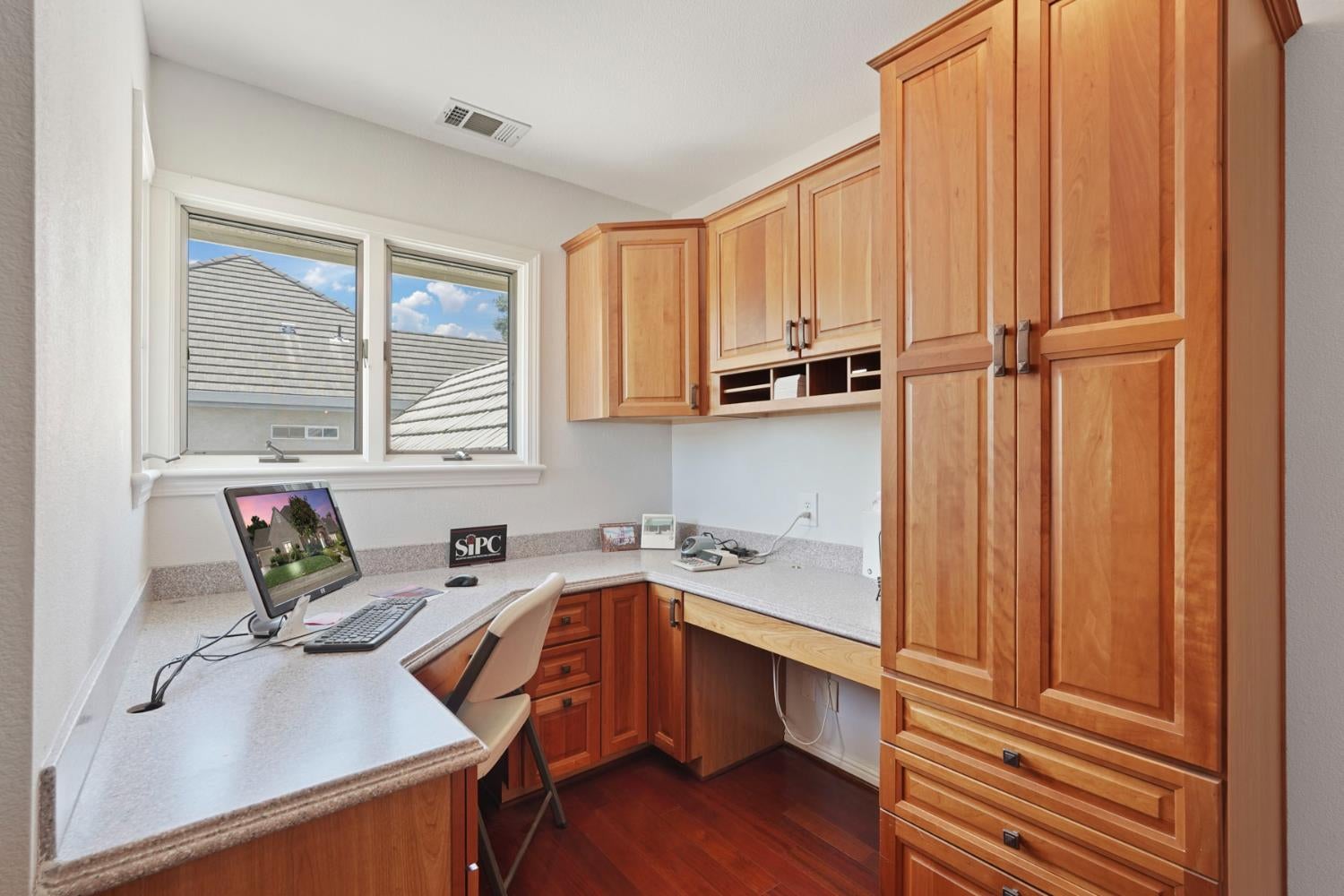 Lodi, California, 95242, United States, 4 Bedrooms Bedrooms, ,3 BathroomsBathrooms,Residential,Active,2007974