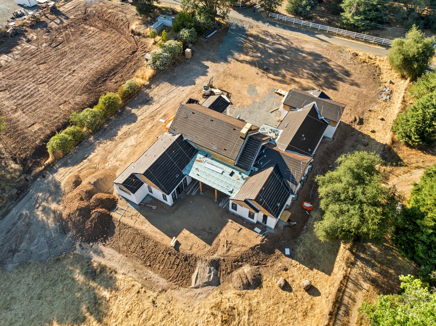 Loomis, California, 95650, United States, 4 Bedrooms Bedrooms, ,5 BathroomsBathrooms,Residential,Active,1893259