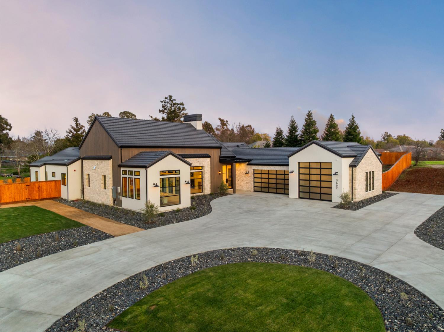 Loomis, California, 95650, United States, 4 Bedrooms Bedrooms, ,5 BathroomsBathrooms,Residential,Active,1893259