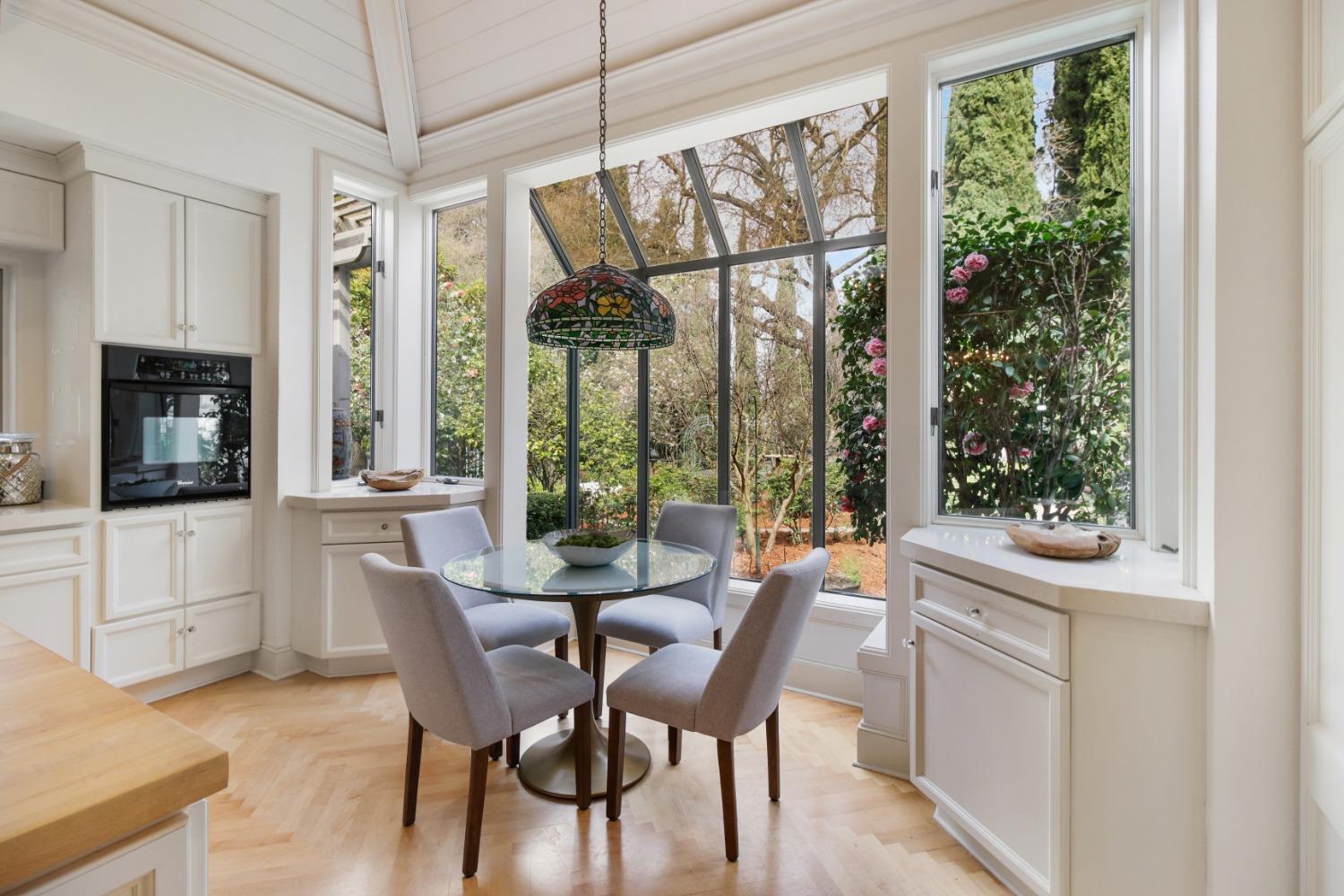 Sacramento, California, 95827, United States, 6 Bedrooms Bedrooms, ,7 BathroomsBathrooms,Residential,Active,1898041