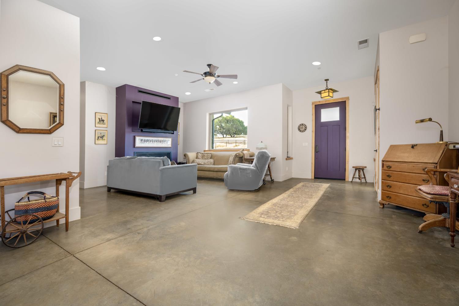 Smartsville, California, 95977, United States, 1 Bedroom Bedrooms, ,3 BathroomsBathrooms,Residential,Active,1952299