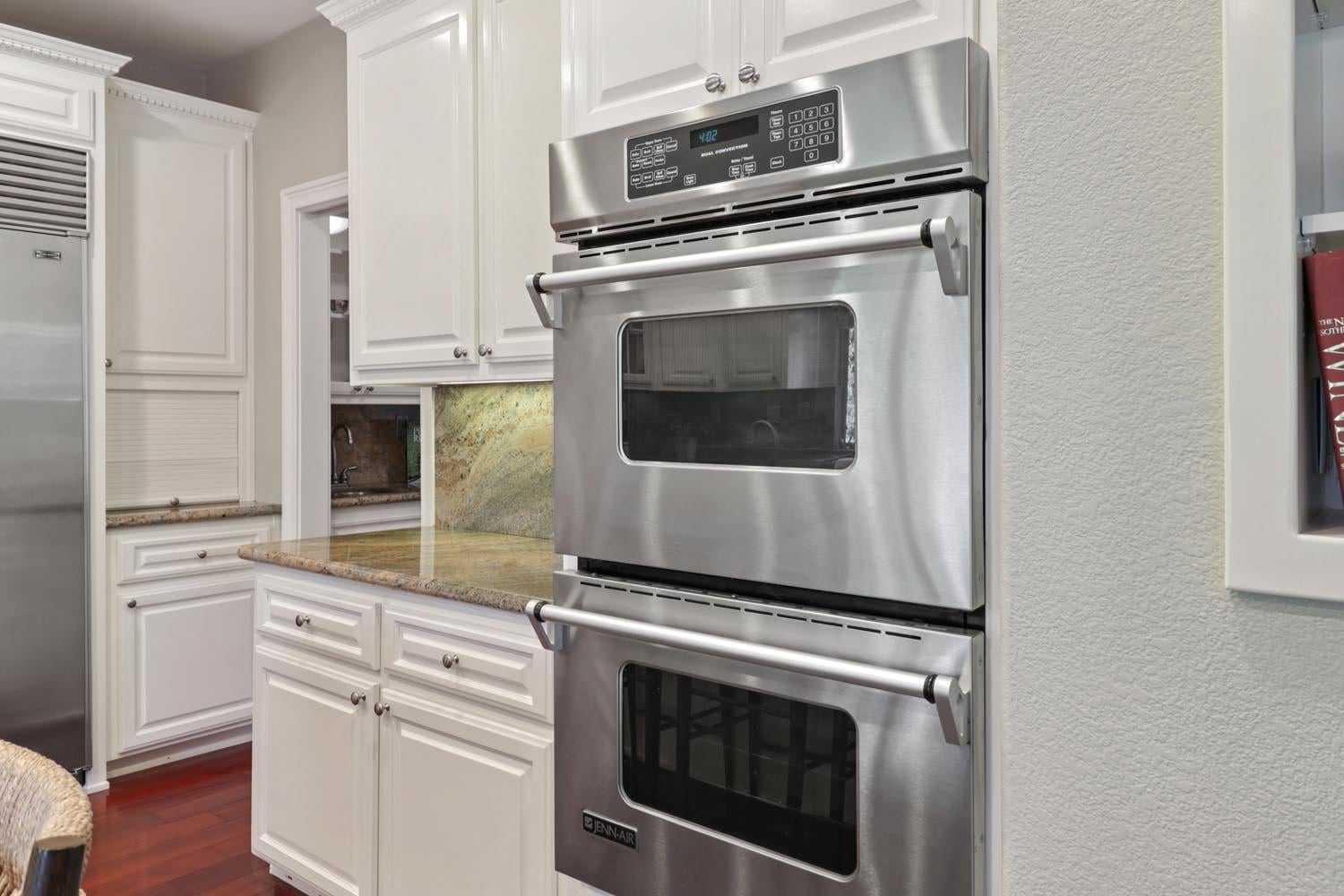 Carmichael, California, 95608, United States, 5 Bedrooms Bedrooms, ,5 BathroomsBathrooms,Residential,Active,1927677