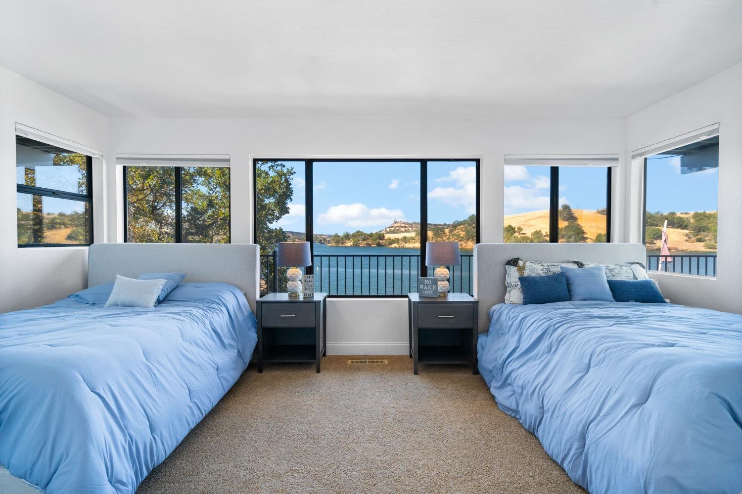 Copperopolis, California, 95228, United States, 3 Bedrooms Bedrooms, ,4 BathroomsBathrooms,Residential,Active,1969645