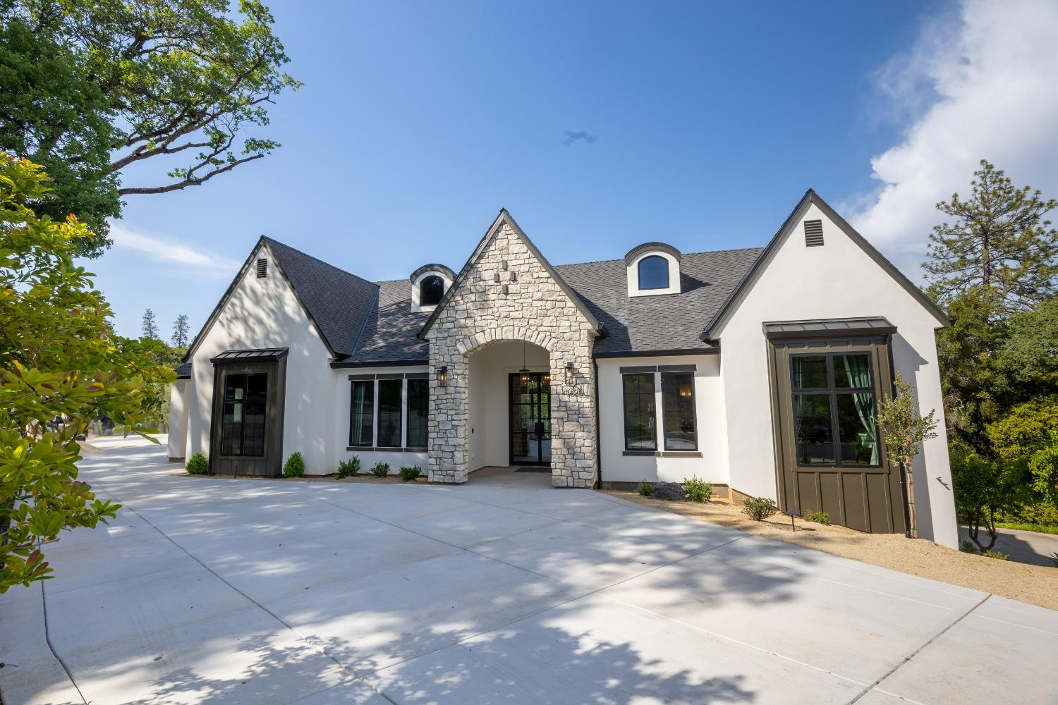 Auburn, California, 95603, United States, 4 Bedrooms Bedrooms, ,4 BathroomsBathrooms,Residential,Active,2017471