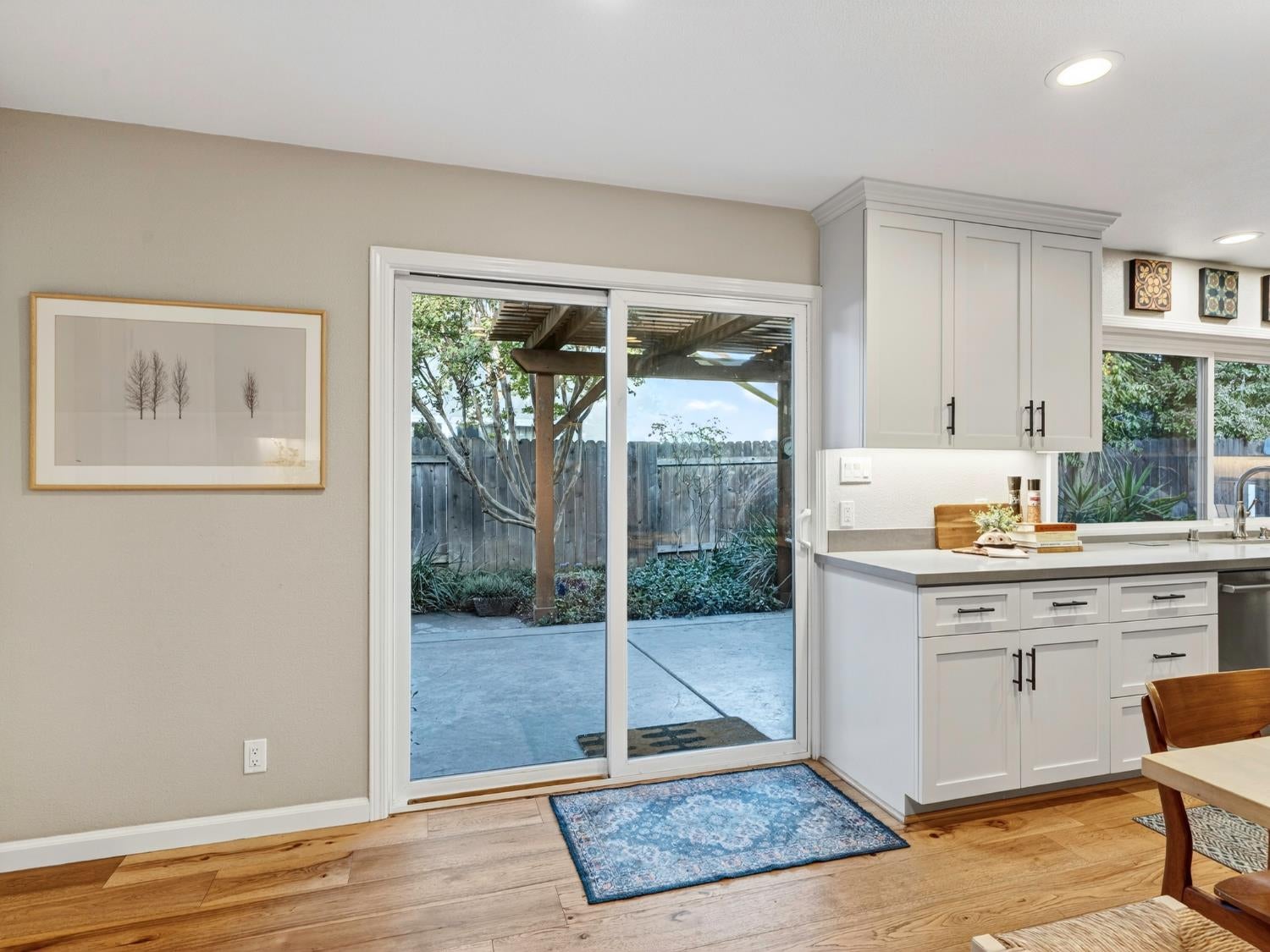 Davis, California, 95618, United States, 4 Bedrooms Bedrooms, ,2 BathroomsBathrooms,Residential,Active,1961942