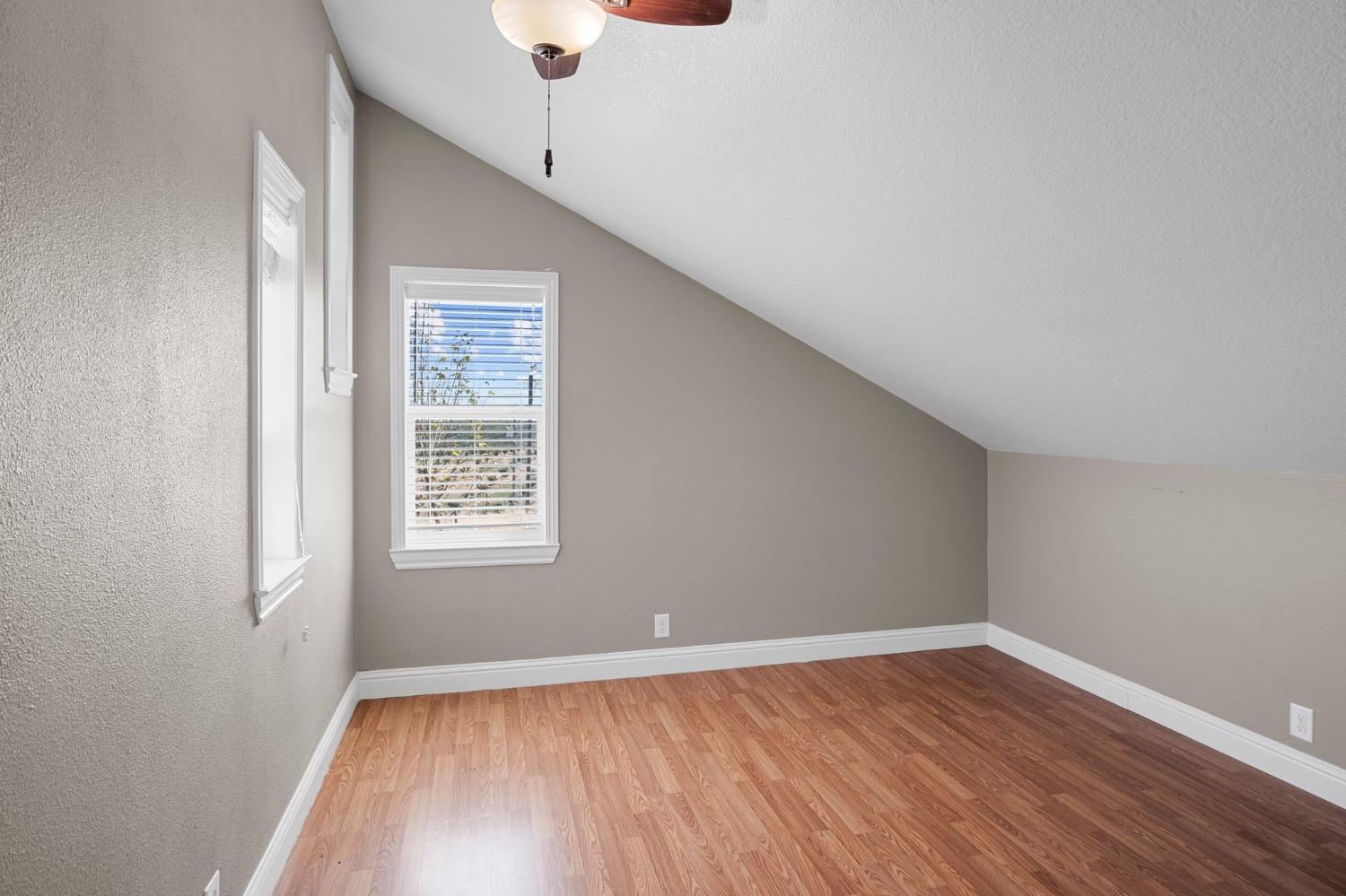 Snelling, California, 95369, United States, 4 Bedrooms Bedrooms, ,3 BathroomsBathrooms,Residential,Active,1929456