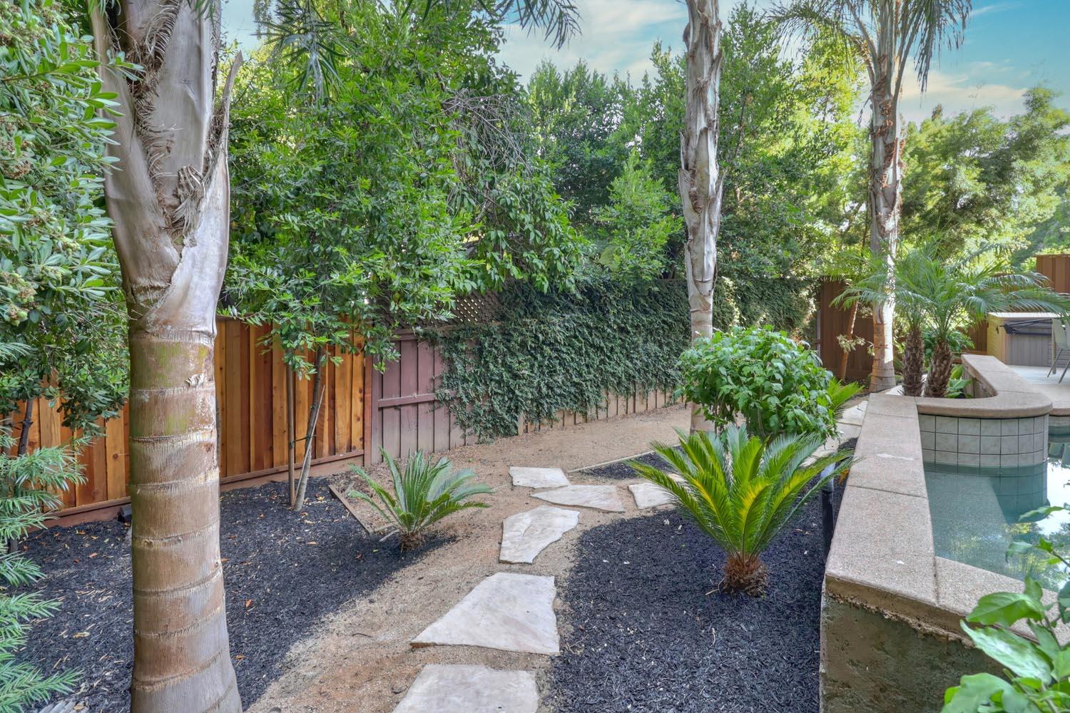 Carmichael, California, 95608, United States, 5 Bedrooms Bedrooms, ,5 BathroomsBathrooms,Residential,Active,1927677