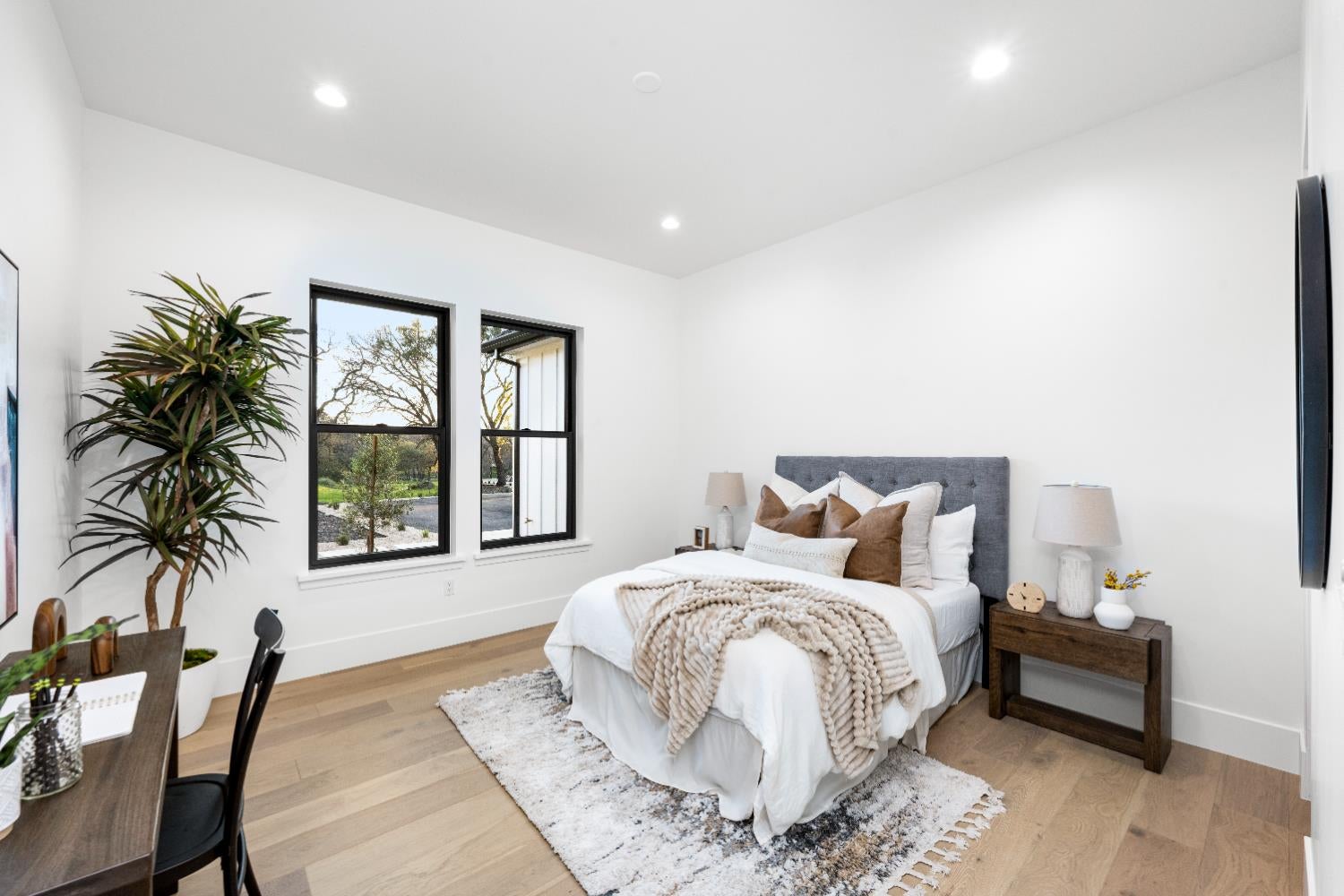 Newcastle, California, 95658, United States, 5 Bedrooms Bedrooms, ,4 BathroomsBathrooms,Residential,Active,2013165