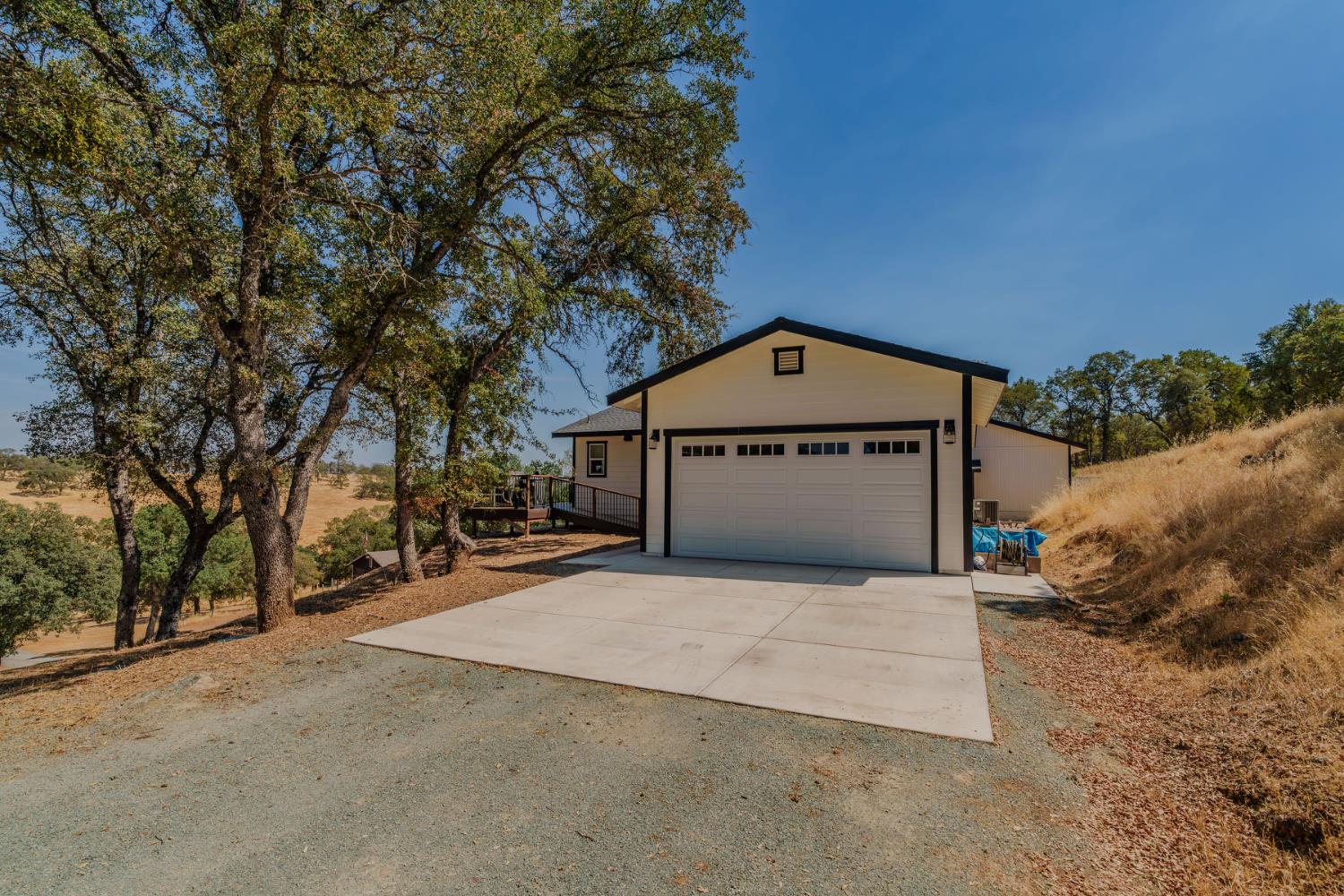 Angels Camp, California, 95222, United States, 3 Bedrooms Bedrooms, ,2 BathroomsBathrooms,Residential,Active,1942399