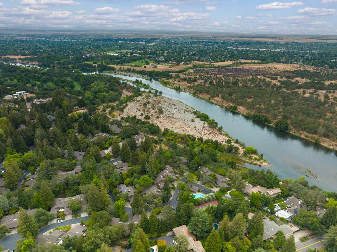 Carmichael, California, 95608, United States, 4 Bedrooms Bedrooms, ,3 BathroomsBathrooms,Residential,Active,2007341