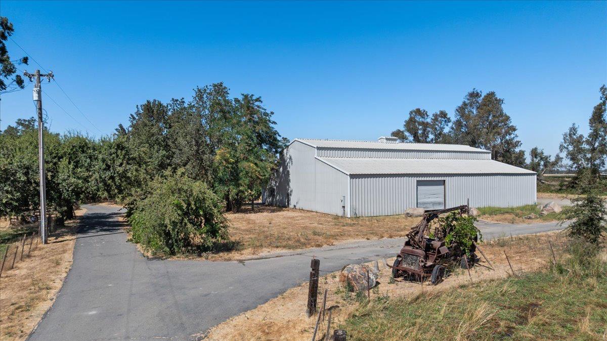 Galt, California, 95632, United States, 3 Bedrooms Bedrooms, ,3 BathroomsBathrooms,Residential,Active,1922295