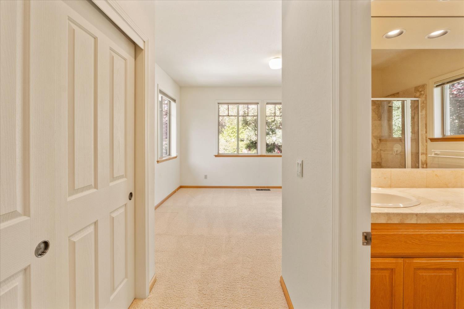 Angels Camp, California, 95222, United States, 3 Bedrooms Bedrooms, ,4 BathroomsBathrooms,Residential,Active,2036048