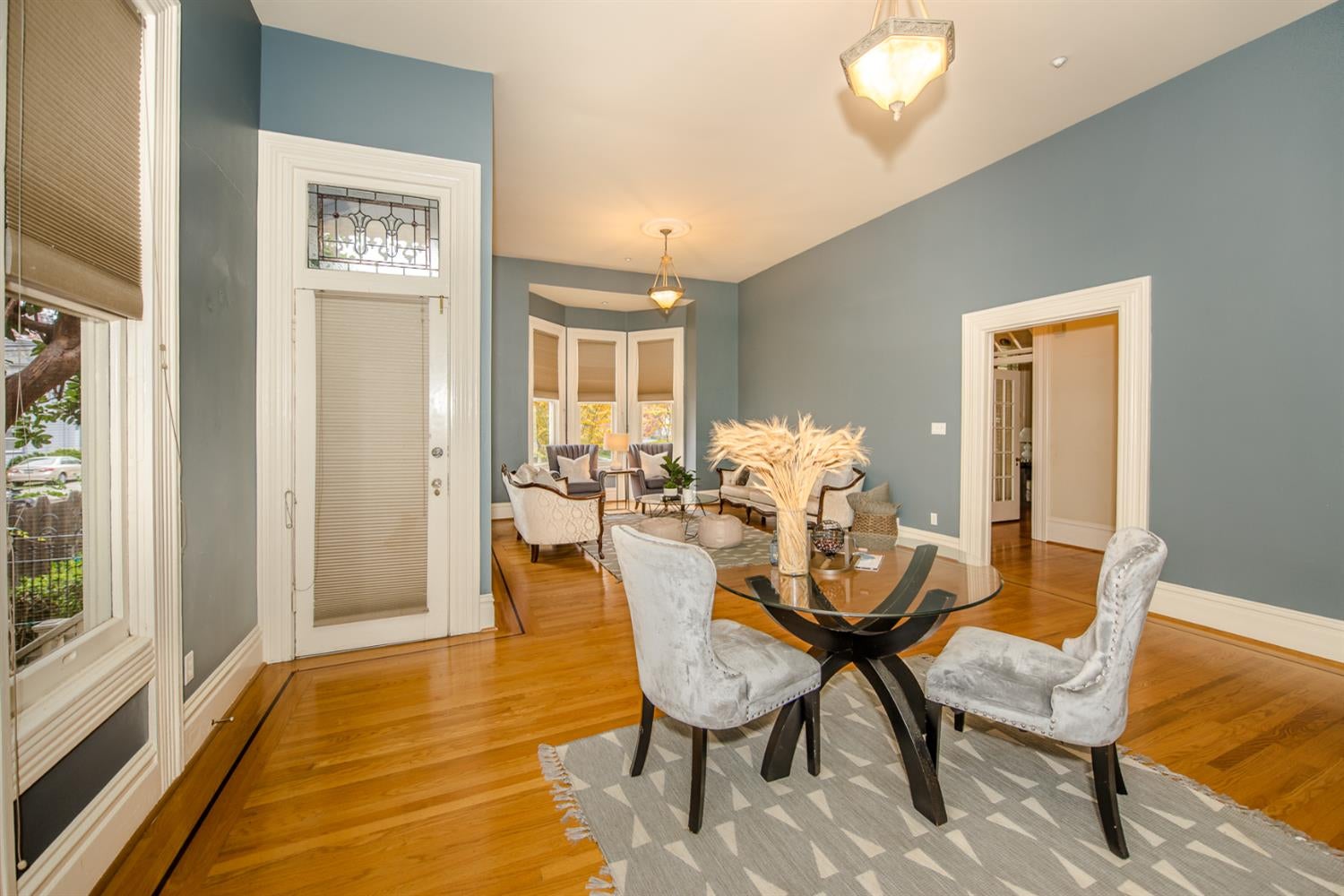 Woodland, California, 95695, United States, 5 Bedrooms Bedrooms, ,4 BathroomsBathrooms,Residential,Active,1843839