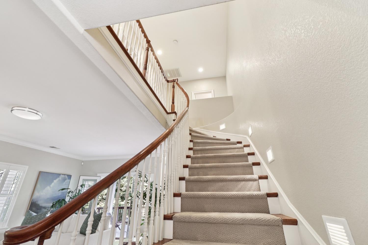 Carmichael, California, 95608, United States, 5 Bedrooms Bedrooms, ,5 BathroomsBathrooms,Residential,Active,1927677