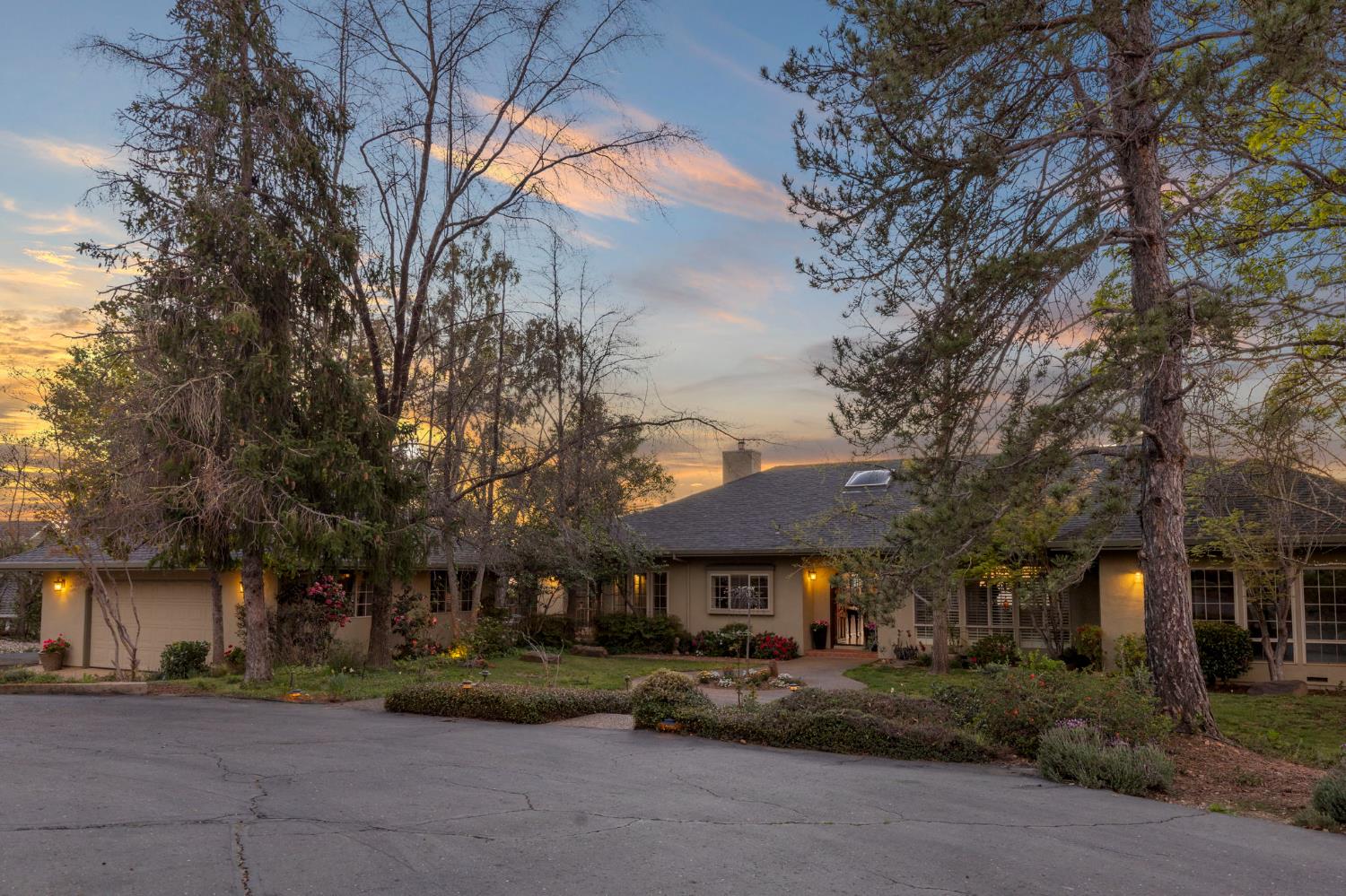 Jackson, California, 95642, United States, 2 Bedrooms Bedrooms, ,3 BathroomsBathrooms,Residential,Active,2026333