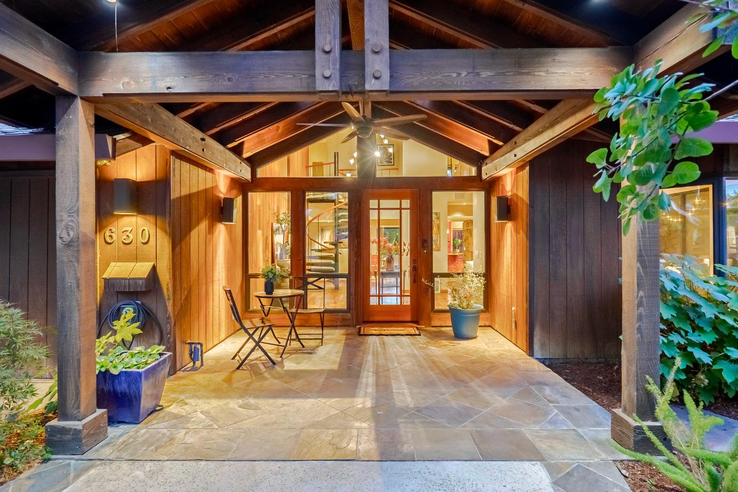 Davis, California, 95616, United States, 4 Bedrooms Bedrooms, ,4 BathroomsBathrooms,Residential,Active,1922349