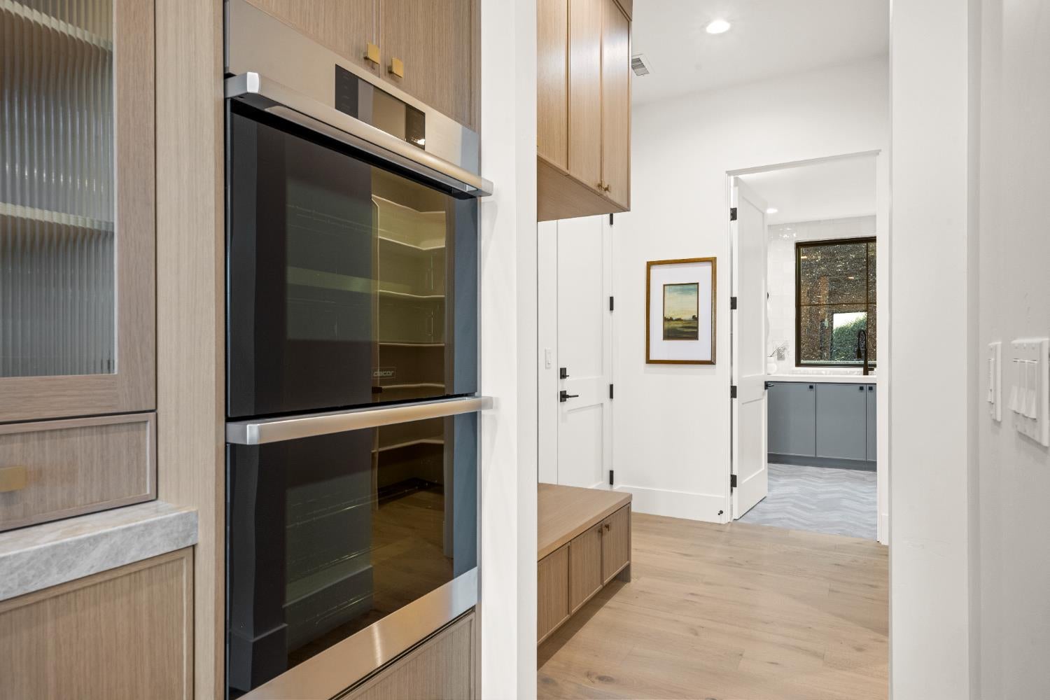 Loomis, California, 95650, United States, 5 Bedrooms Bedrooms, ,4 BathroomsBathrooms,Residential,Active,1959535