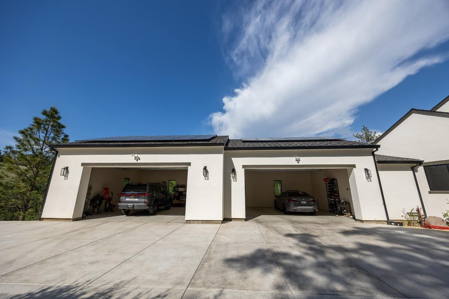 Auburn, California, 95603, United States, 4 Bedrooms Bedrooms, ,4 BathroomsBathrooms,Residential,Active,2017471