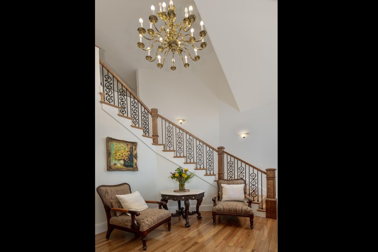 Nevada City, California, 95959, United States, 4 Bedrooms Bedrooms, ,5 BathroomsBathrooms,Residential,Active,1808164