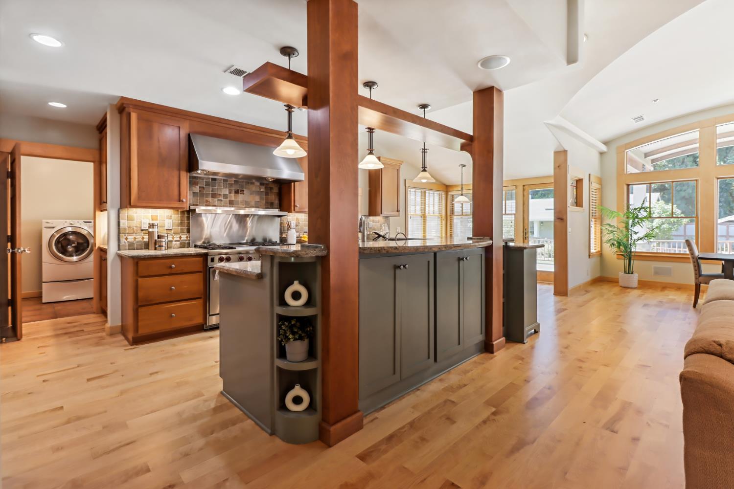Davis, California, 95616, United States, ,5 BathroomsBathrooms,Residential,Active,1843441
