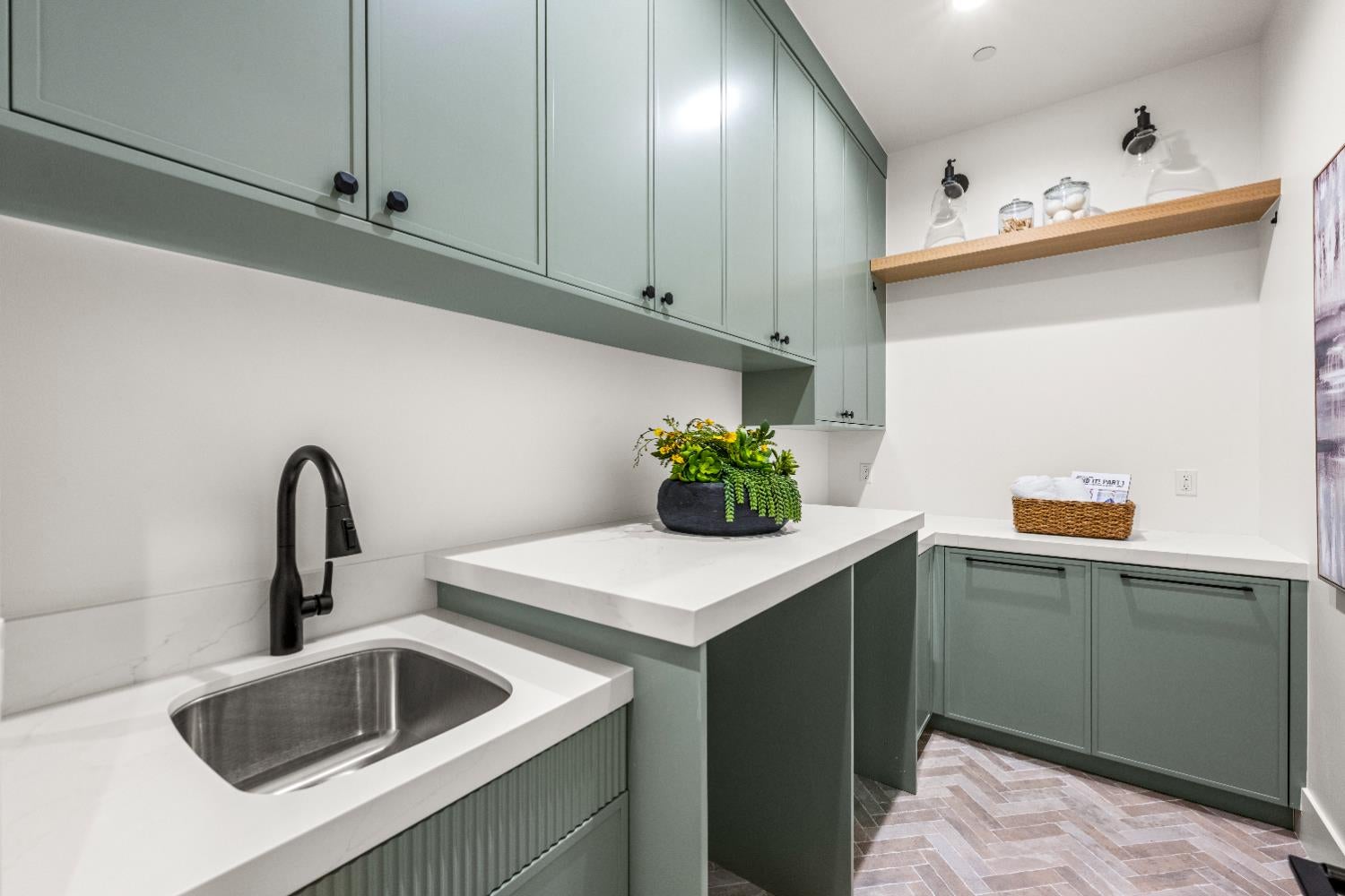 Newcastle, California, 95658, United States, 5 Bedrooms Bedrooms, ,4 BathroomsBathrooms,Residential,Active,2013165