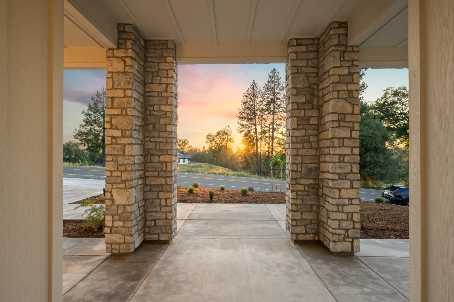 Auburn, California, 95602, United States, 4 Bedrooms Bedrooms, ,3 BathroomsBathrooms,Residential,Active,1943769