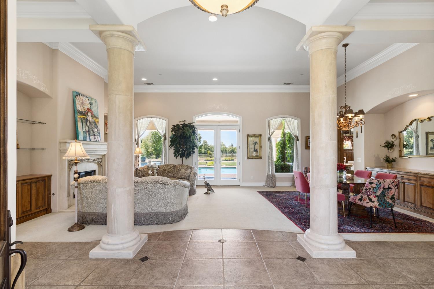 Sacramento, California, 95830, United States, 4 Bedrooms Bedrooms, ,4 BathroomsBathrooms,Residential,Active,2045041