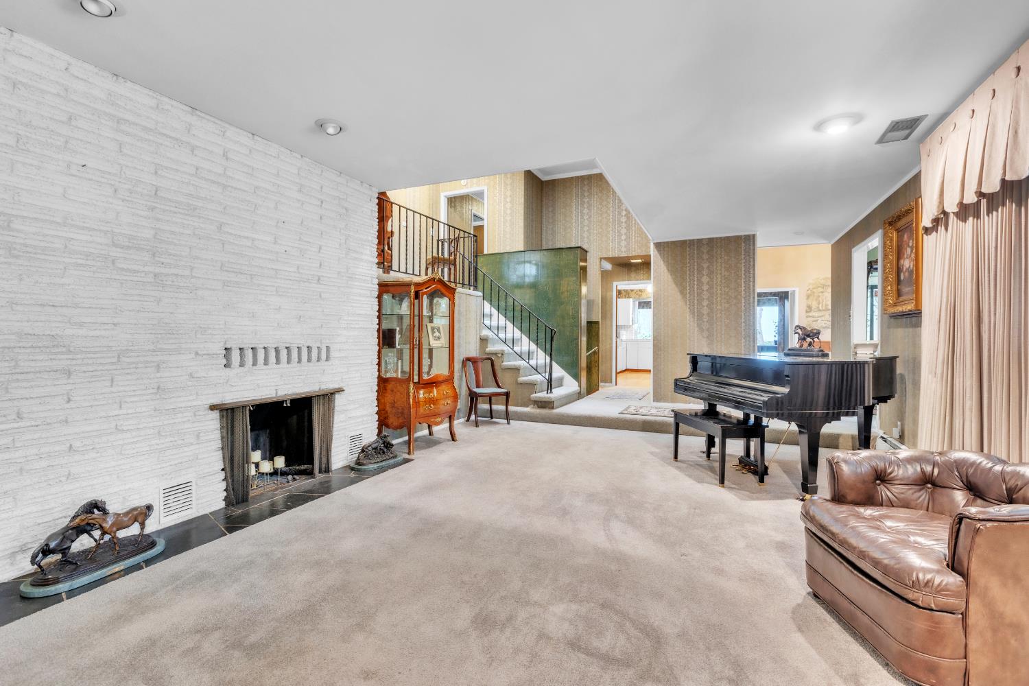 Granite Bay, California, 95746, United States, 5 Bedrooms Bedrooms, ,4 BathroomsBathrooms,Residential,Active,2044605