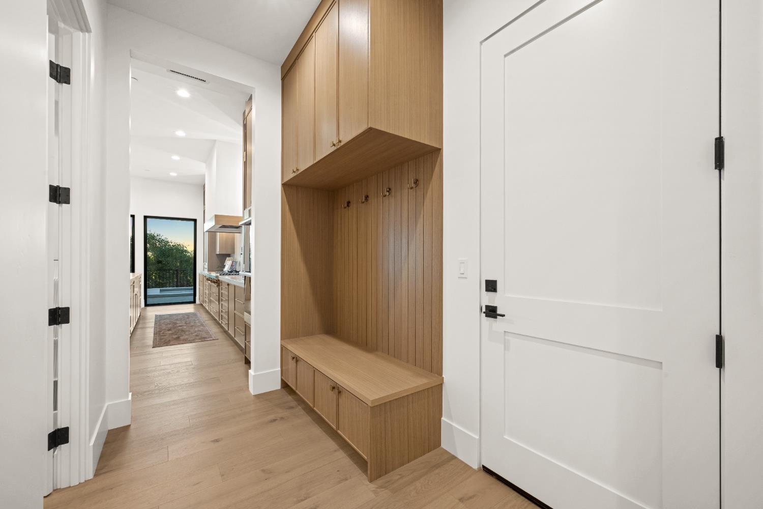 Loomis, California, 95650, United States, 5 Bedrooms Bedrooms, ,4 BathroomsBathrooms,Residential,Active,1959535