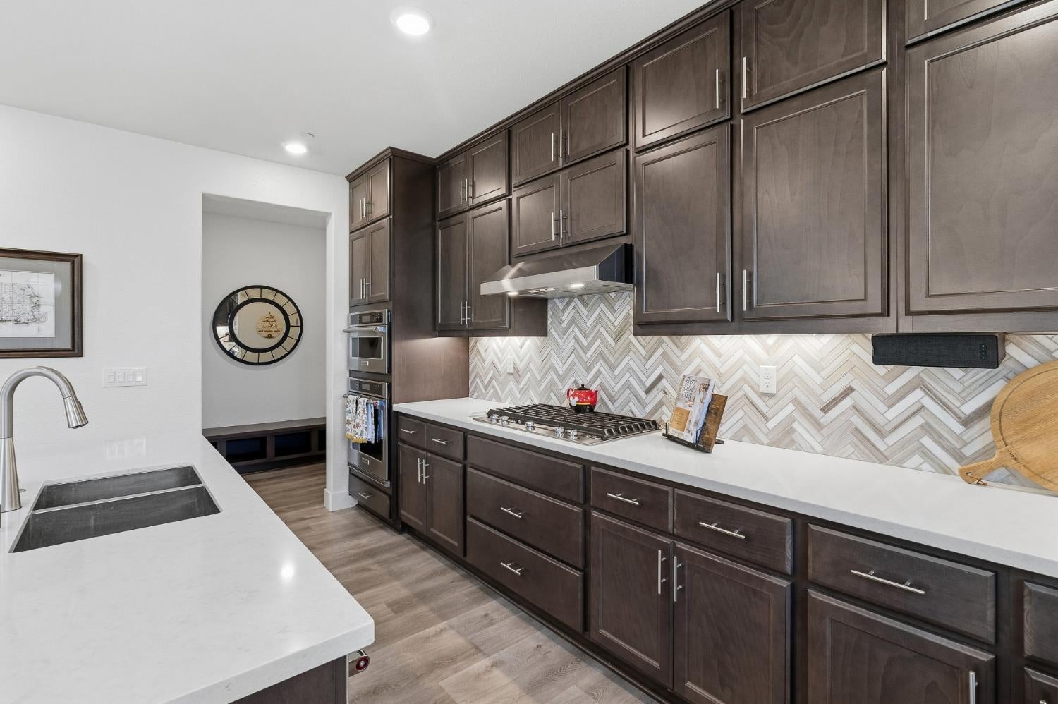 West Sacramento, California, 95605, United States, 3 Bedrooms Bedrooms, ,4 BathroomsBathrooms,Residential,Active,2008265