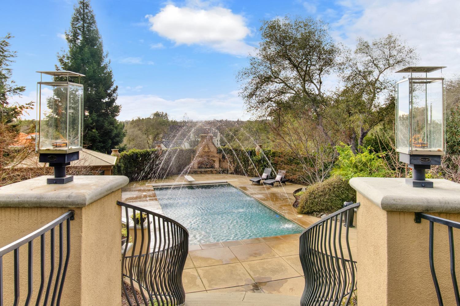 Granite Bay, California, 95746, United States, 4 Bedrooms Bedrooms, ,4 BathroomsBathrooms,Residential,Active,2045564
